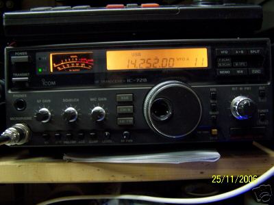 Icom ic-728 hf ham radio with ah-3 auto ant. coupler