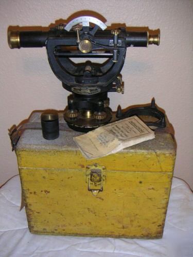 Level-transit w/tripo-universal surveyor-marquette-ant.