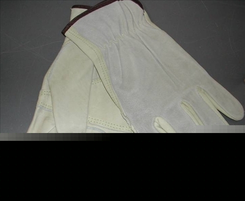 Lot of 36 pairs of all leather work gloves