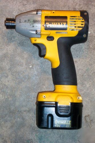 Dewalt DW052 1/4