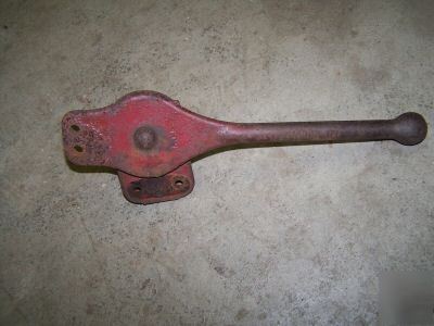 M & w throttle for farmall h, m