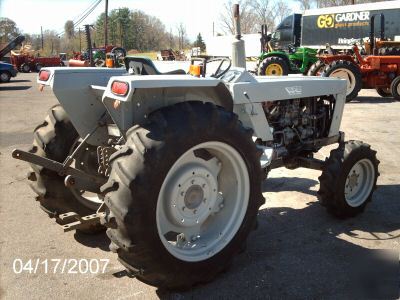 Used white 37 field boss 4X4 diesel tractor #7745