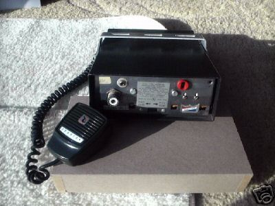 E. f. johnson messenger 123SJ cb radio