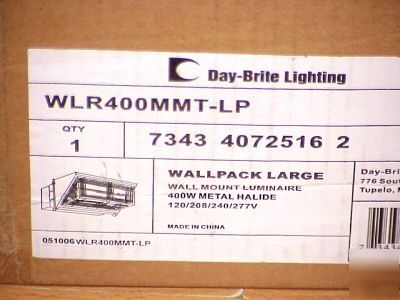 New ge wallcube 4OO w hid halide wall pack flood light