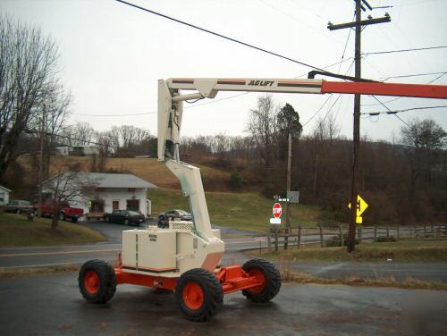 Jlg 40HA 2 man lift dual fuel real nice priced to sell 