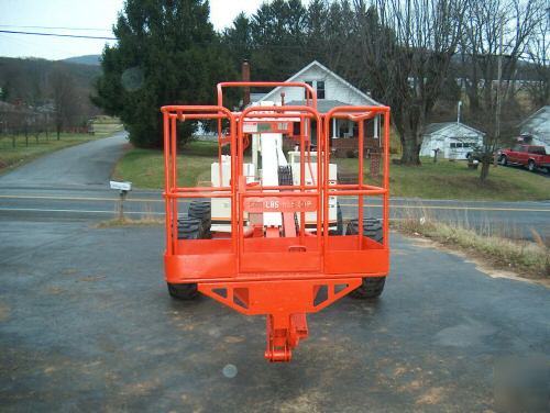 Jlg 40HA 2 man lift dual fuel real nice priced to sell 