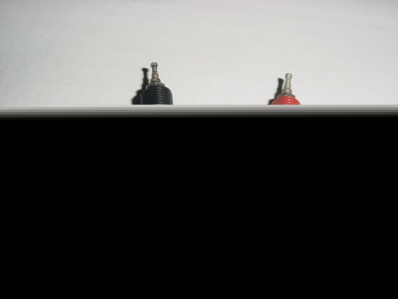 Binding posts - solder - screw - red - black pair