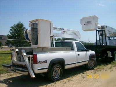 1998 gmc sierra 3/4 ton w/hidro grubert aerial bucket