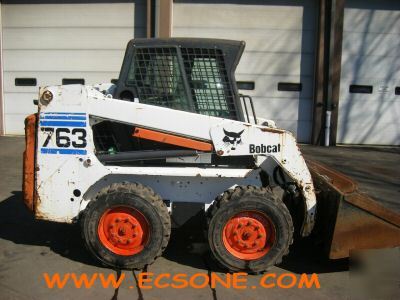 2001 bobcat 763 skid steer loader. low hour machine