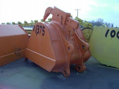 Excavator bucket 50 mm pin s /with hensley ripper tooth