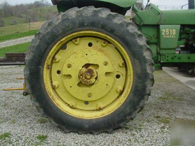 John deere 2510 diesel farm tractor