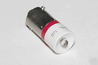 Led incandescent replacement 24 volts bayonet bulb red