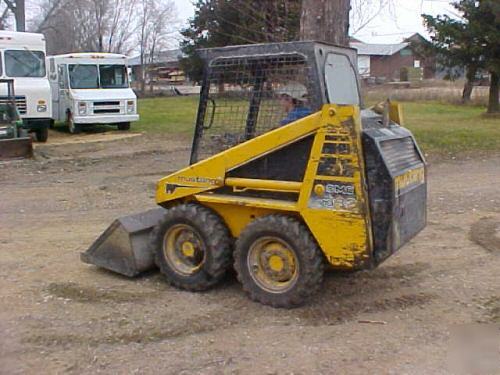 Mustang 332 skidloader/skidsteer