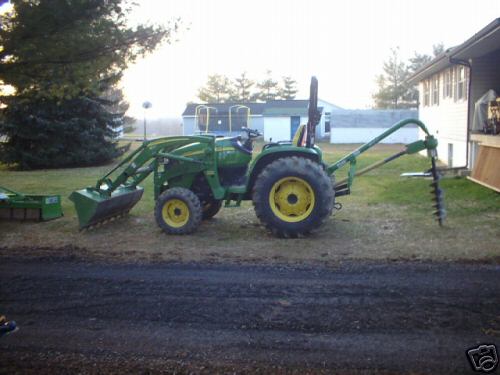 2006 john deere 4520 4X4 tractor 7 implement attachment