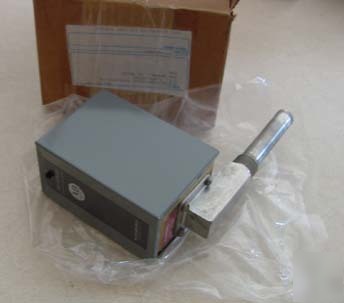 New allen bradley 837-H1A temperature controller 