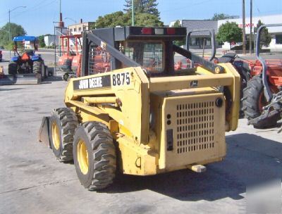 New deere 8875 skid steer loader. engine w/ warranty