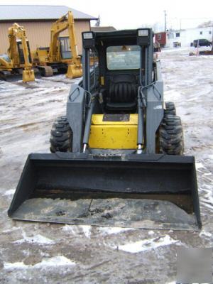 New holland LX865 farm tractor skid steer loader