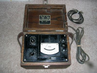 Vintage tag-heppenstall moisture meter, model 8003