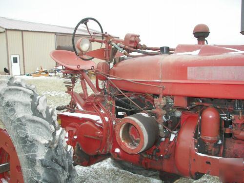 Farmall m, 1942, wide front end,3 point , power steerin