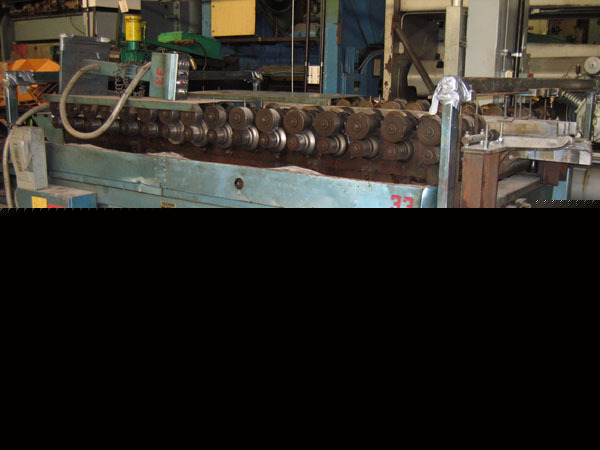 Lockformer l-16HD swiveling head duplex rollformer