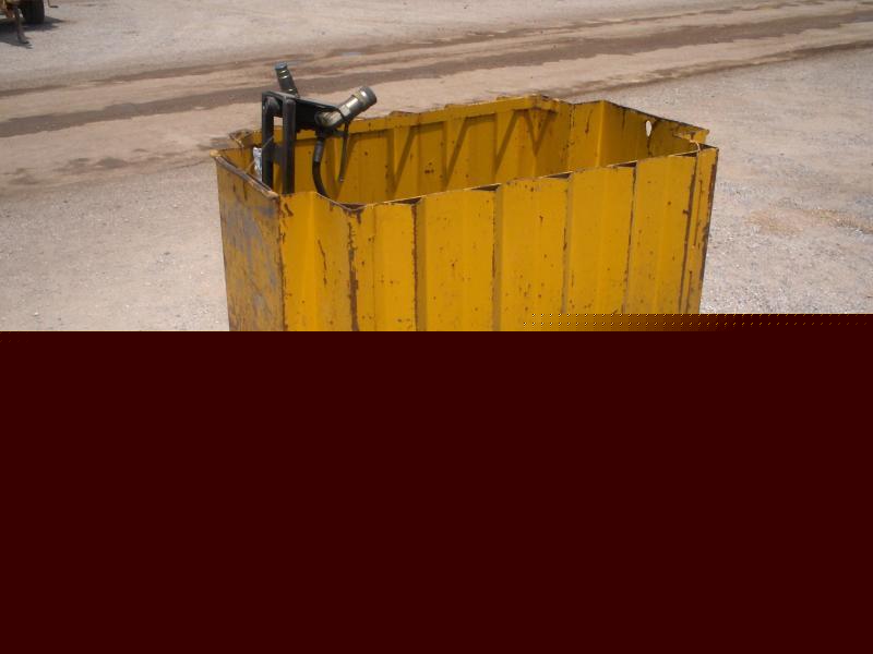 Skidsteer hydraulicly operated trenchless boring unit