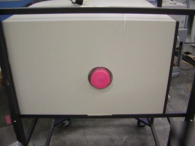 Sun systems model EC1X environmental chamber