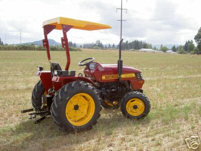 Taskmaster 32HP 4X4 compact tractor w/front end loader 