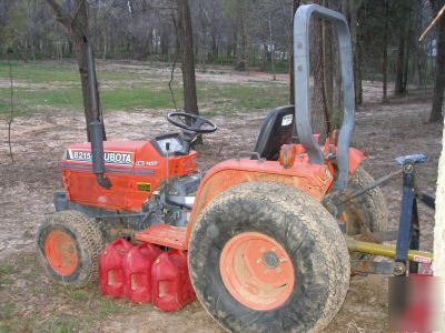 Kubota B2150 4WD hsd compact tractor