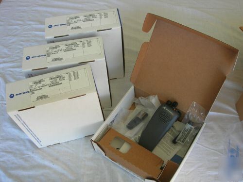 Motorola two way radios mt 1000 & MT1500 