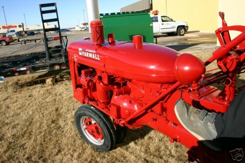 Nice farmall c tractor