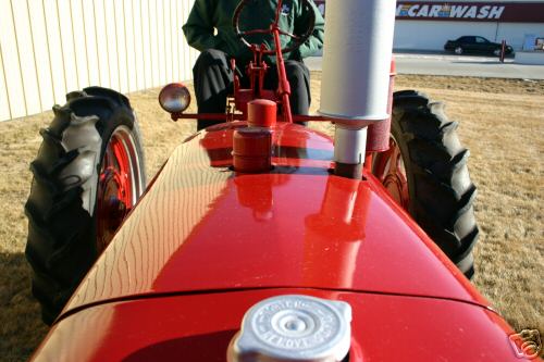 Nice farmall c tractor