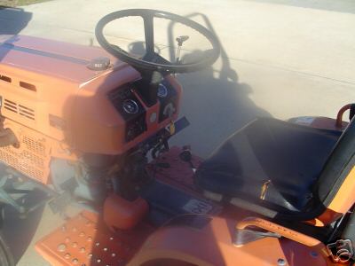 Kubota B6200 tractor with finish mower