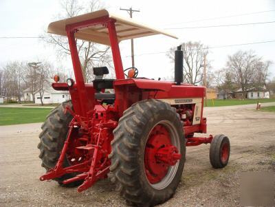 International/farmall 766 tractor,sharp.