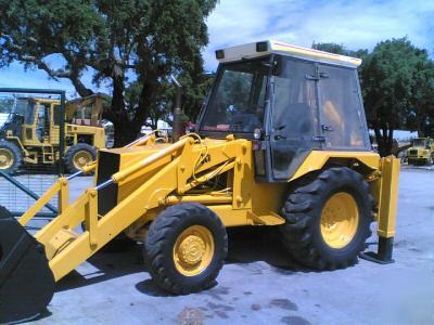 Jcb 3CX backhoe loader - no 