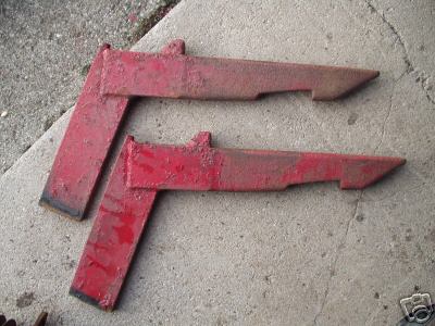 Farmall fast hitch adaptors from 2 to 3PT set