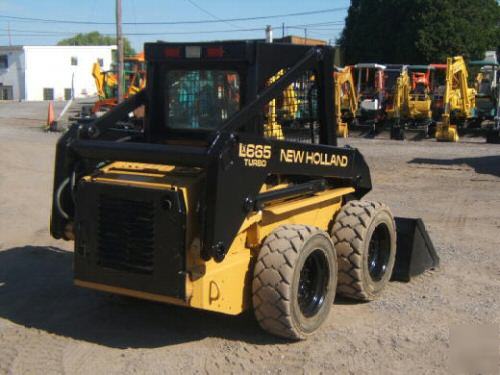 New holland LX665 farm tractor skid steer loader