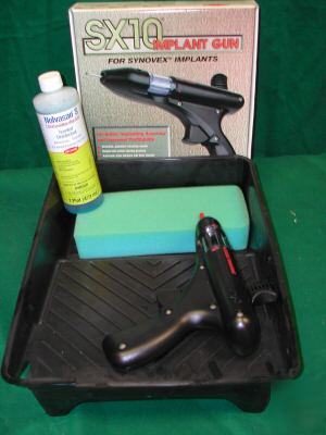 Cattle implanting kit/livestock/vet/synovex gun/tray