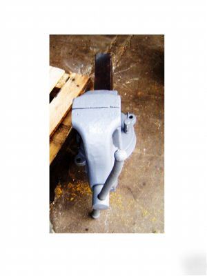 Columbian #206 M2 bench vise-6