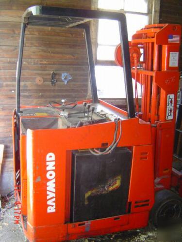 Raymond forklift standup model, with 36V charger, 