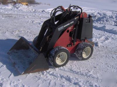 Skid loader skid steer skidsteer skidloader toro dingo 