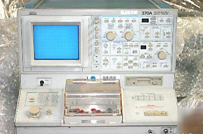 Sony/tektronix 370A digital programmable curve tracer