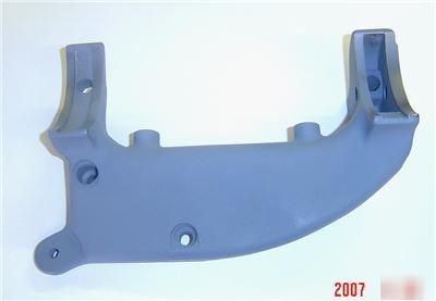 Trunnion bracket - 14