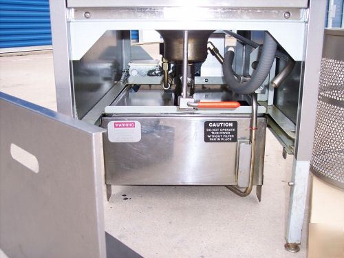 Broaster company electric pressure fryer model 1800 