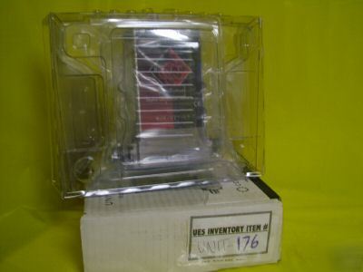 Unit ufc-8165 digital ultraclean metal seal ar *