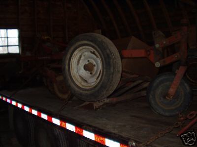 Allis chalmers tractor 4 bottom snap coupler plow 