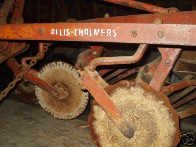 Allis chalmers tractor 4 bottom snap coupler plow 