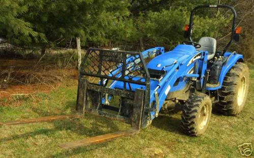 New 2006 holland TC45DA 45HP tractor with attachments