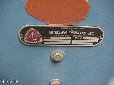 Autoclave coning & threading machine 1988 model