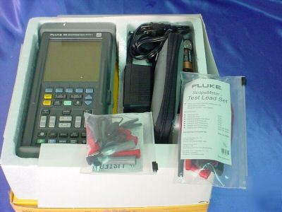 Fluke 105 2-chan 100MHZ hanheld scopemeter 90 day warr