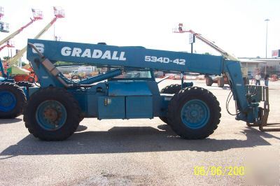 Gradall 534D6, 6000 lb telehandler, 2000, side tilt 